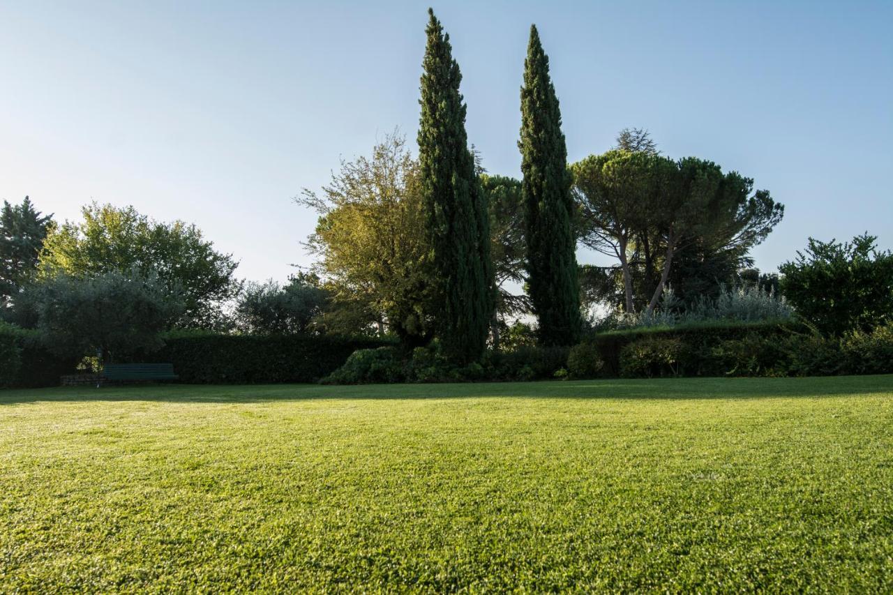 Borgo Villa Risi Siena Exterior photo